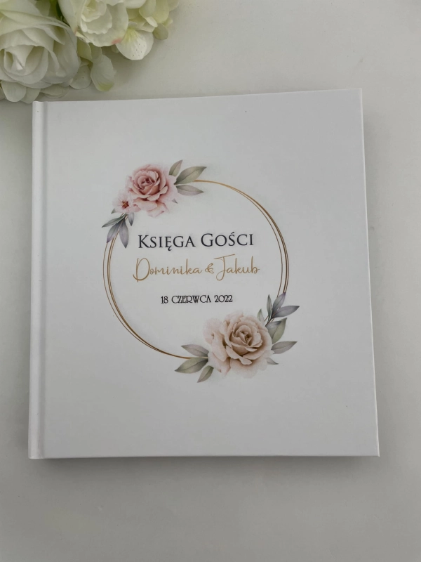 Tradycyjna księga gości_Emily.jpg