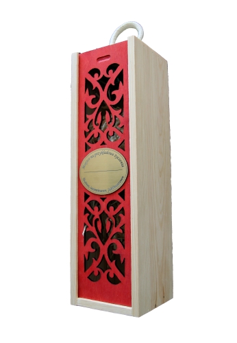 Skrzynka Royal naturalno-czerwona z laminatem.jpg