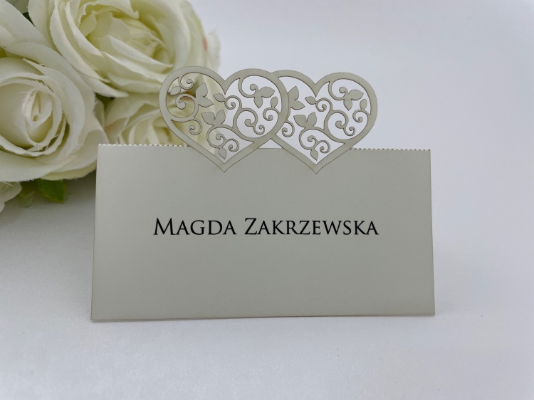 Winietka ślubna ażurowa z seduszkami.jpg