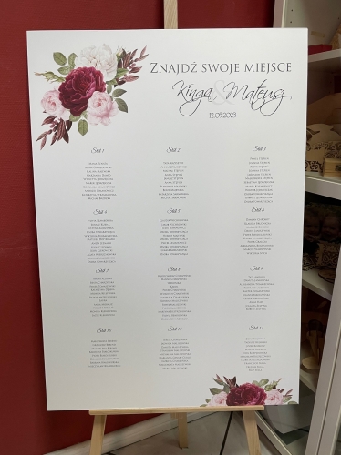 Tablica z układem stołów Rachel z bordową różą.jpeg